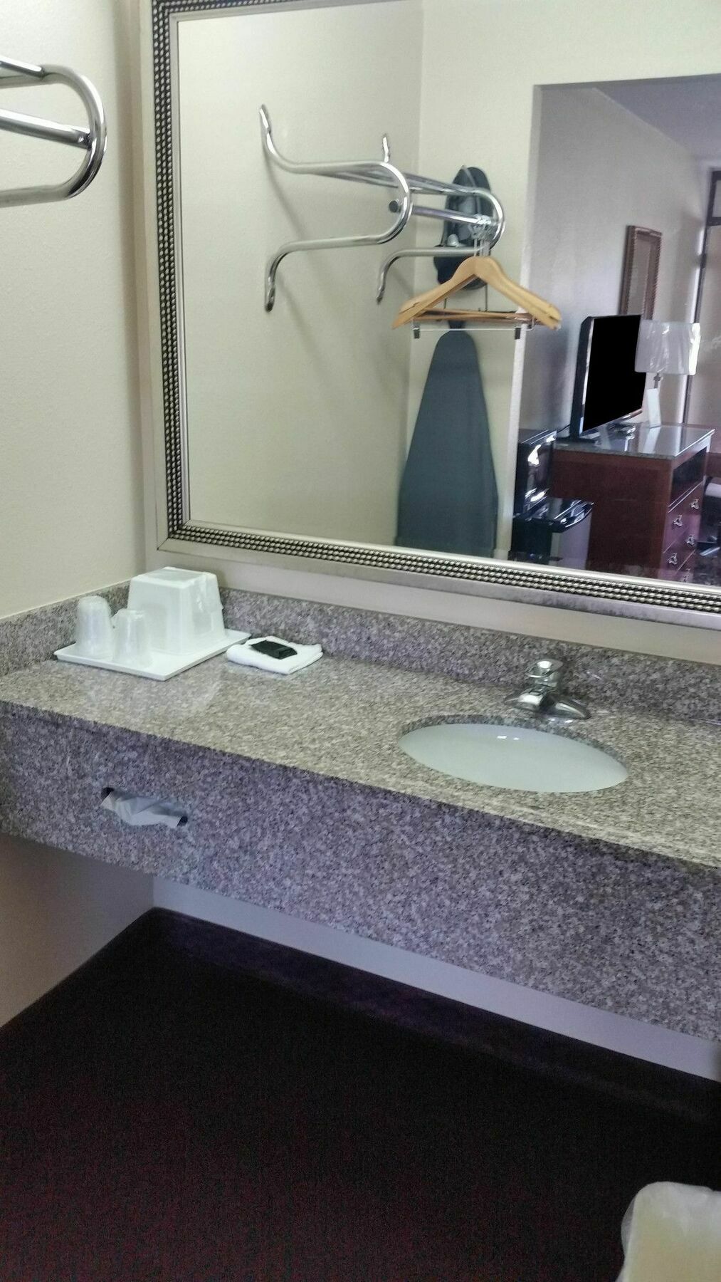 Americas Best Value Inn-Nashville/Airport South Buitenkant foto